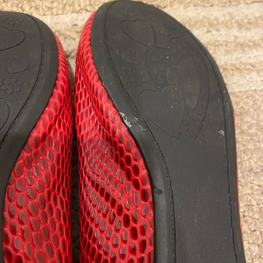 Tory Burch Red Snakeskin Ballet Flats size 37 - Picture 6 of 9